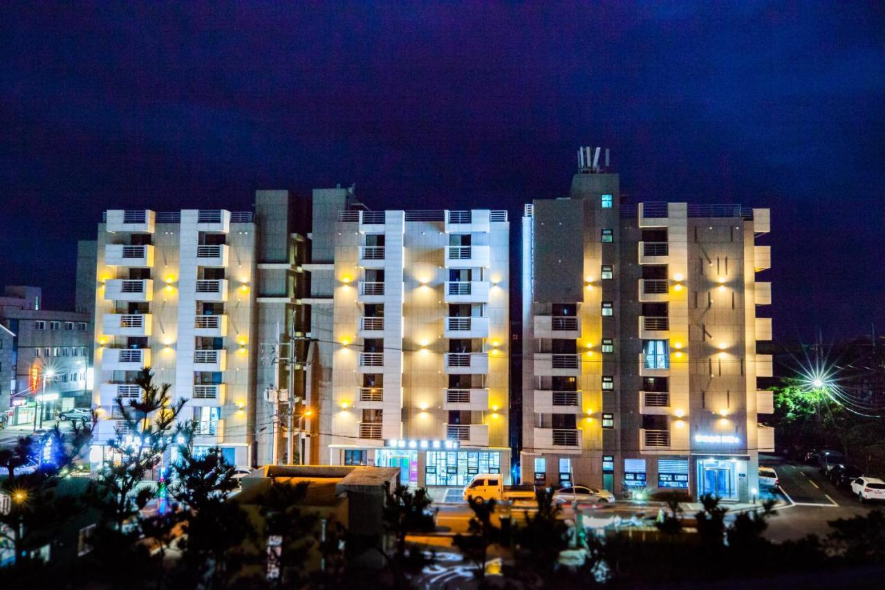 Jeju Moseulpo Hotel Seogwipo Ngoại thất bức ảnh