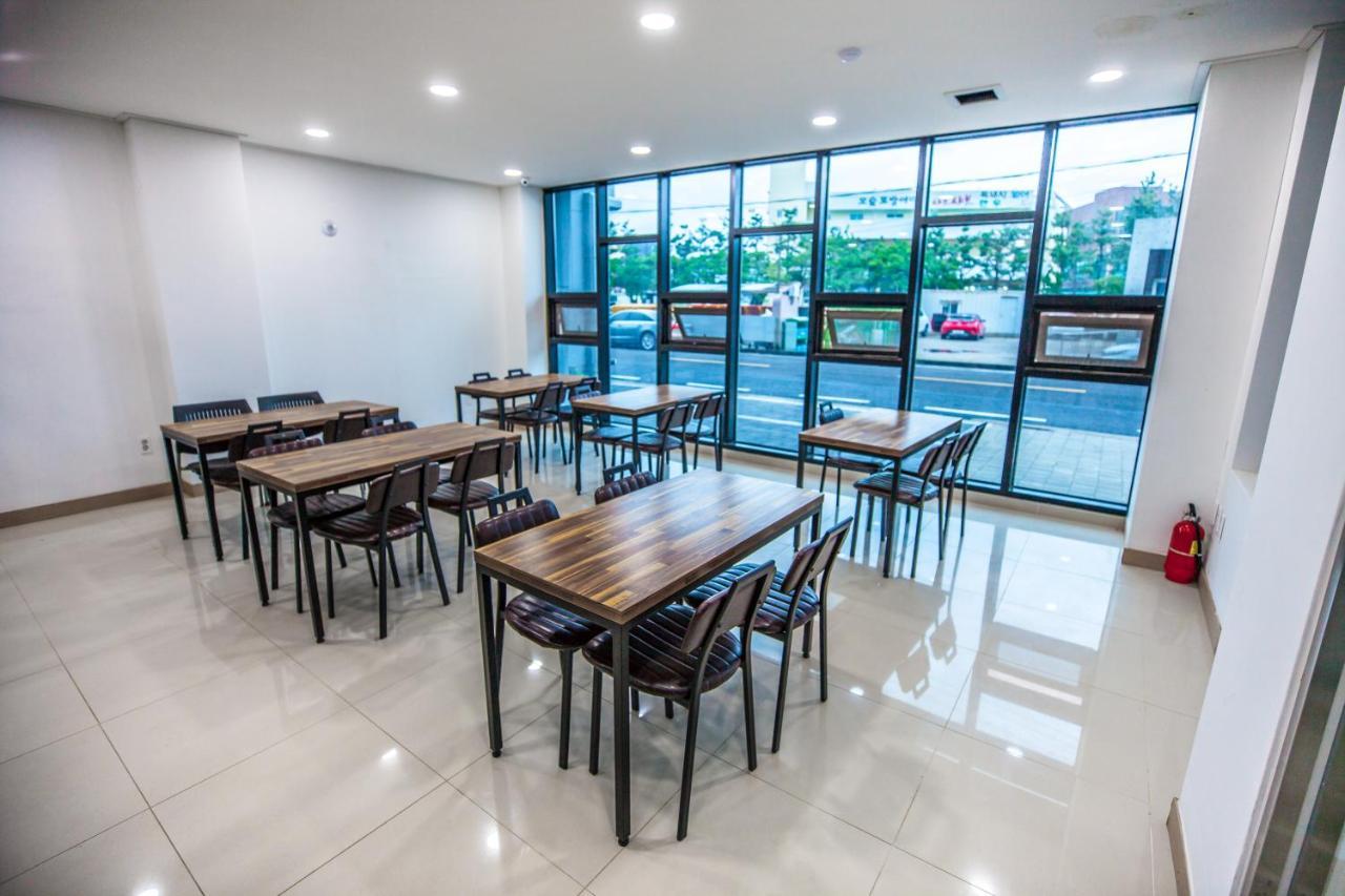 Jeju Moseulpo Hotel Seogwipo Ngoại thất bức ảnh